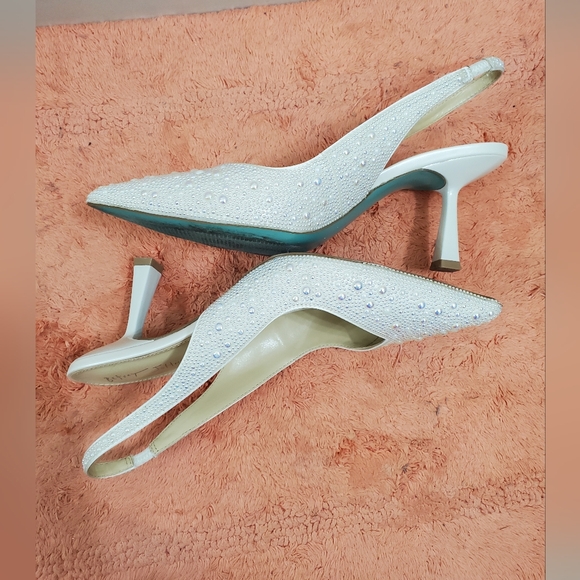 Betsey Johnson Slingback Pearl Rhinestone Heels - Picture 7 of 8
